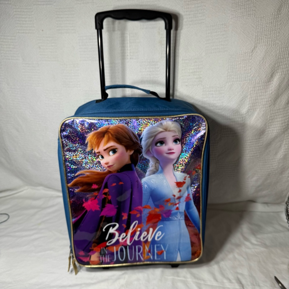 Disney’s “Frozen” Kids Luggage Case Suitcase With Wheels And Extendable Handle